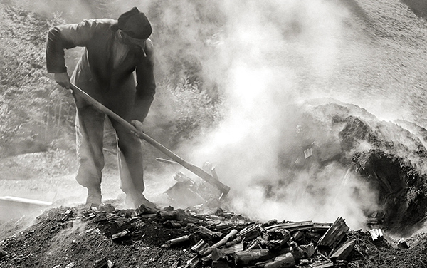 Köhlertage Aufbau des Meilers